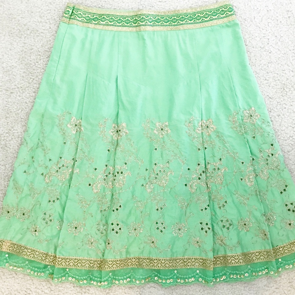 Express high waisted embroidered skirt